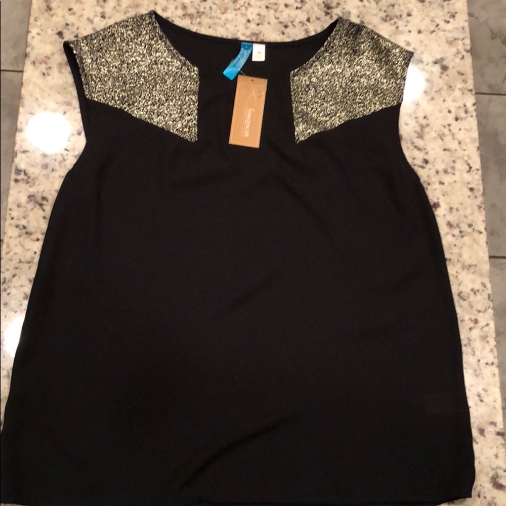 Buttons top